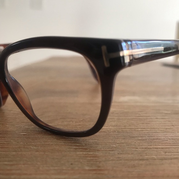 Tom Ford Reading Glasses - Picture 6 of 6